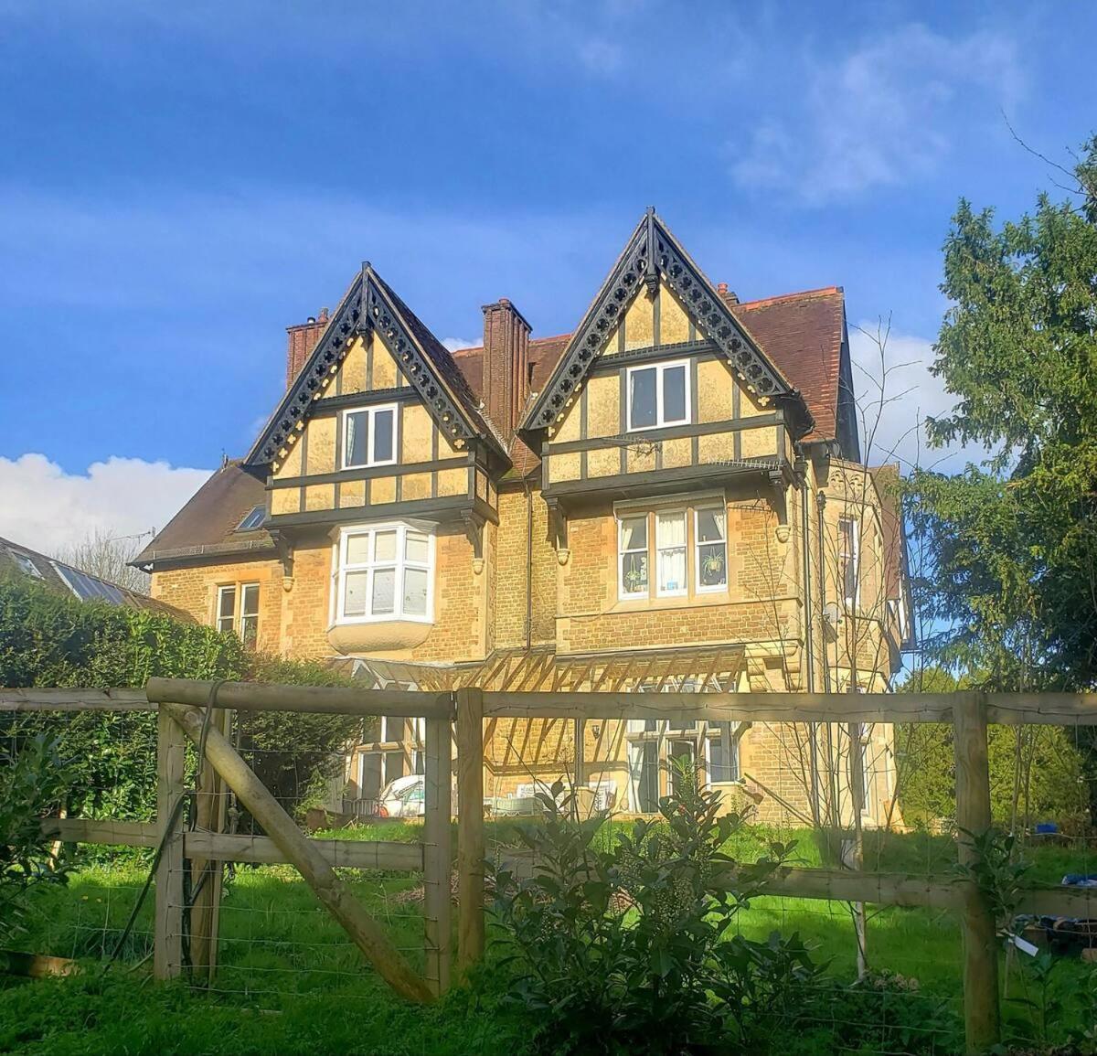 Lovely 3 Bed Condo Reigate Zewnętrze zdjęcie